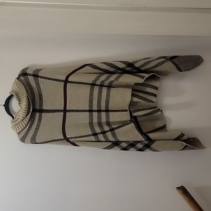 Poncho sweater
